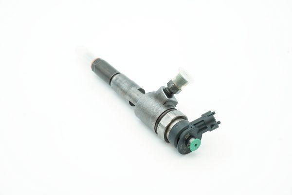 Inyector Bosch 0445110135